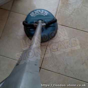 Example demonstrating Ceramic Tiles Floor Cleaning serving Tooting Graveney