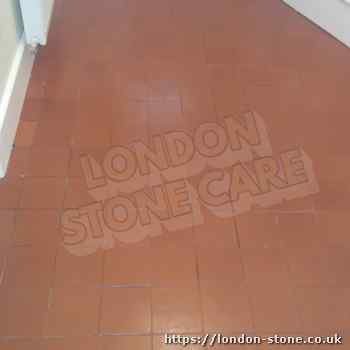 Example showing Quarry Tiles Floor Cleaning servicing Aldwych