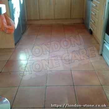 Terracotta cleaning London - What Colour walls go with terracotta floor tiles Terracotta cleaning London - How do you restore old terracotta tiles