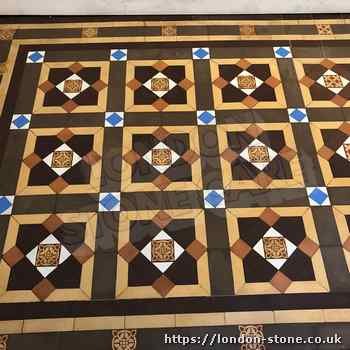 Picture showing Minton Victorian Clay Tiles Floor Polishing in Hadley